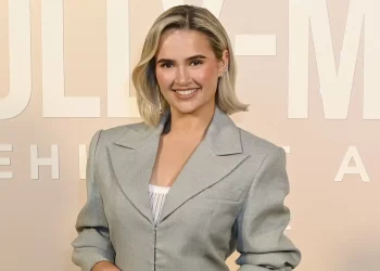 Pas rikthimit me Tommy Fury, Molly-Mae jep lajmin e papritur