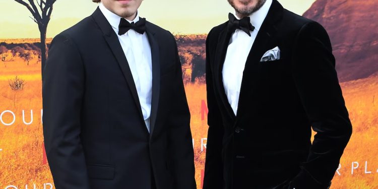 Brooklyn Beckham mbulon tatuazhin dedikuar të atit!