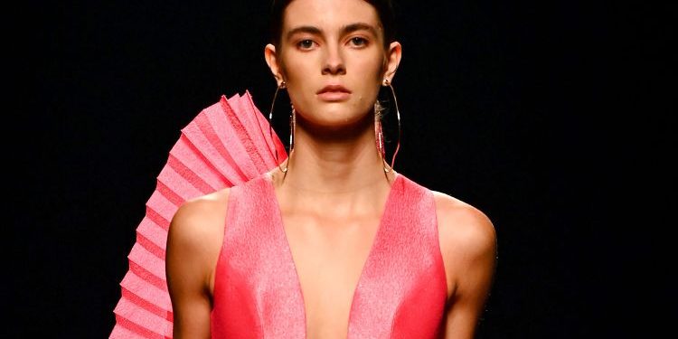 Humbje e papritur në botën e modës: Ndërron jetë në moshën 21-vjeçare modelja e njohur