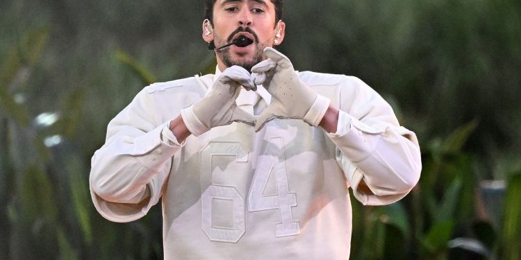 Pse Bad Bunny fshiu çdo gjë në Instagram?