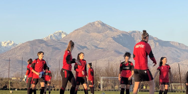 Botërori 2027 për vajza/ Kombëtarja vijon përgatitjet me grup të plotë