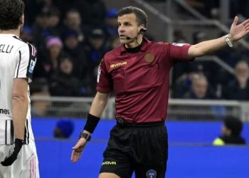 Vendimi i gabuar në derbin e Italisë, kërcënohet me jetë arbitri