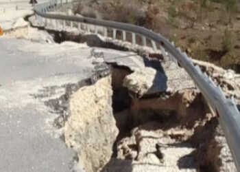 Çahet edhe asfalti i rrugës Përmet-Skrapar