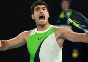 Alkaraz i tregon vendin Djokoviç, thyen rekordin e Nadal në tenis