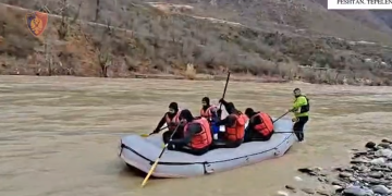 RENEA vijon operacionin në Tepelenë, ende asnjë gjurmë për 65-vjeçarin e zhdukur