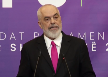 Rama i tregon SPAK-ut sjelljen ndaj Berishës: Atij që ju lexon ‘librin e shtëpisë’ para SPAK nuk i thoni gjysmë fjale!