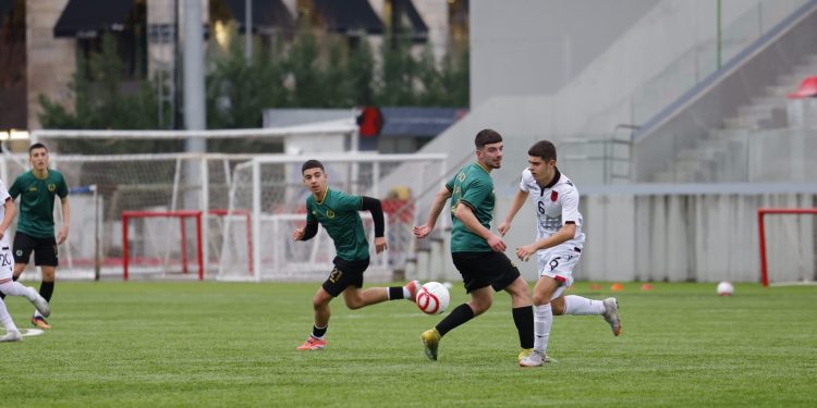 Elite Youth Development Academy vijon zhvillimin e talenteve përmes ndeshjeve miqësore