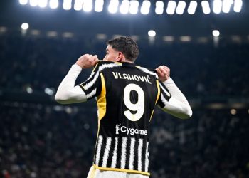 Juve, “ndizet” pista Vlahovic, “Zonja e Vjetër” në kërkim të një “bomberi”