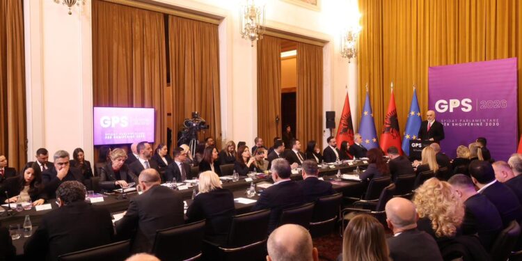 Rama për ish-drejtoreshën e AKSHI-t: Ajo jeton me qira dhe as nuk e nget makinën, e s’ka një të tillë