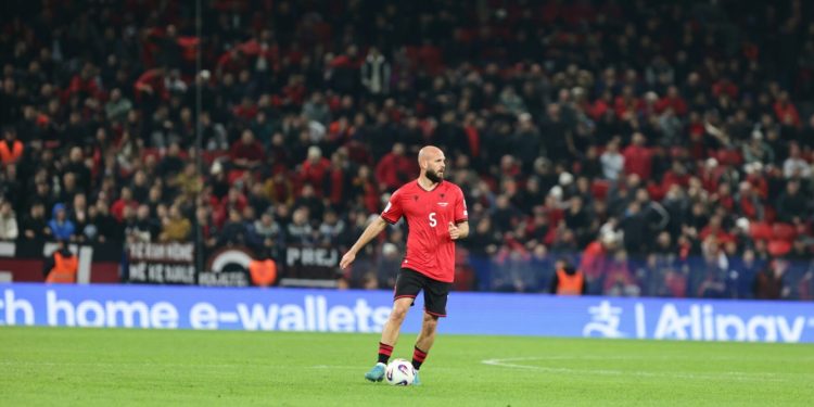 Ajeti bën “bomberin”, “dopietë” në Turqi, shënojnë edhe Muçi e Seferi