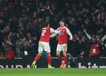 Arsenal “fluturon” në finalen e Carabao Cup, “thyen” sërish Chelsea-n, Arteta: Është magjike, jemi në Wembley (VIDEO)