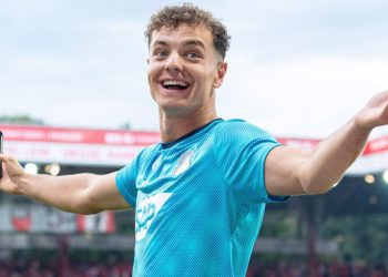 Kompany bën “shkesin”, Bayern hidhet në sulm për Asllanin