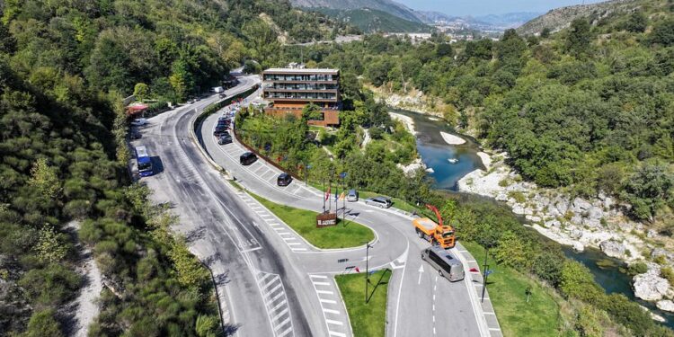 Nuk iu bindën policisë për të liruar tokën e zaptuar te Uji i Ftohtë, nën hetim dy persona nga Tepelena