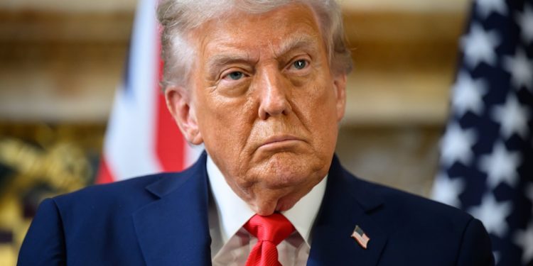 Derbi në finalen e hokej, Trump “ndez” Milanon dhe sfidën SHBA-Kanada