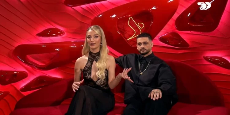 “Çika jem!”/ Afërsia me Gimbon, Selin: Isha në studio, më mbyllët sytë dhe kur i hapa Gimbo më propozoi…