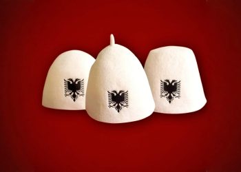 Plisi shqiptar në UNESCO, peticion online për simbolin e identitetit shqiptar