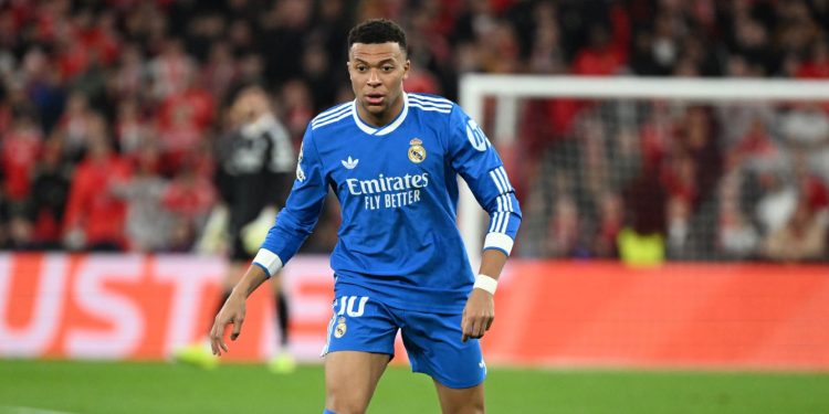 “Alarm i kuq” në Madrid, vijojnë problemet për Mbappe, ja alternativat e rikuperimit