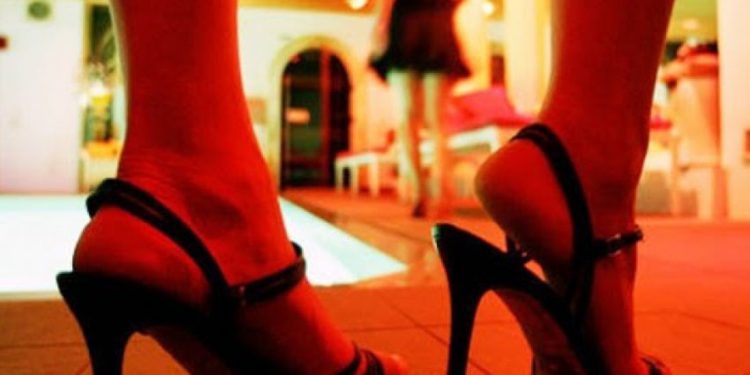 “Jo vetëm se*s”, menaxherja e shtëpisë publike më të famshme në Europë zbulon se çfarë duan burrat më 14 shkurt