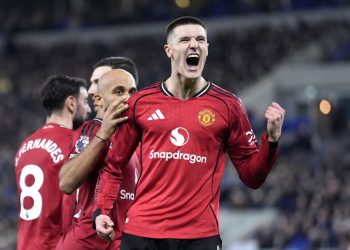 5 fitore në 6 ndeshje, Carrick “ringjall” Man.United: Jemi entuziastë, po ndërtojmë diçka të bukur (VIDEO)