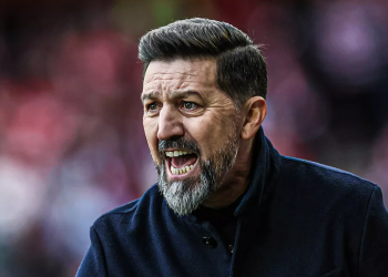 Klubi belg “i tregon derën” Hasit, zyrtarizohet largimi i trajnerit