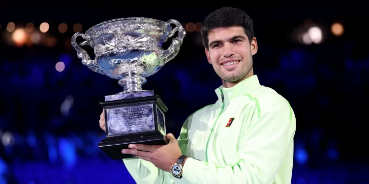 “Legjenda Alcaraz”, spanjolli hyn në histori, mediat spanjolle i bëjnë jehonë triumfit të tij në Australian Open