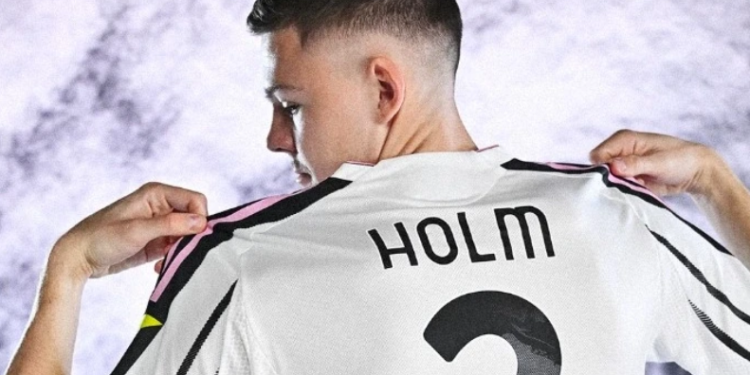 Një mbrojtës për Juventus, bardhezinjtë arrijnë marrëveshjen me skuadrën e Serie A