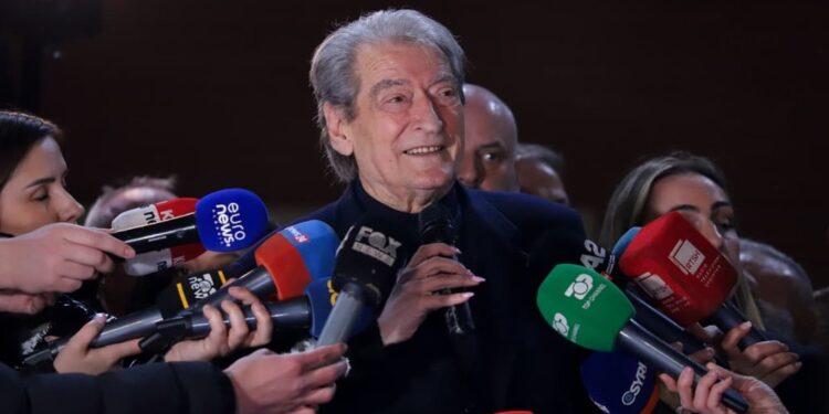 Berisha: Sulmuam vilën e ish diktatorit se menduam se atje jeton Rama. Por na mashtruan agjentët e infiltuar