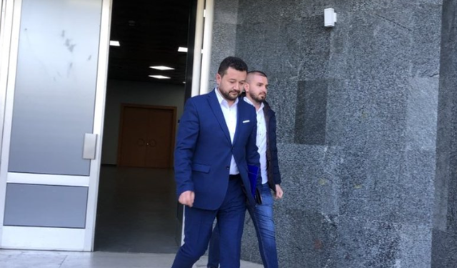 Skandali/ Qytetarja i kërkoi ndihmë, anëtari i KLP-së e ngacmon sek*ualisht (VIDEO)