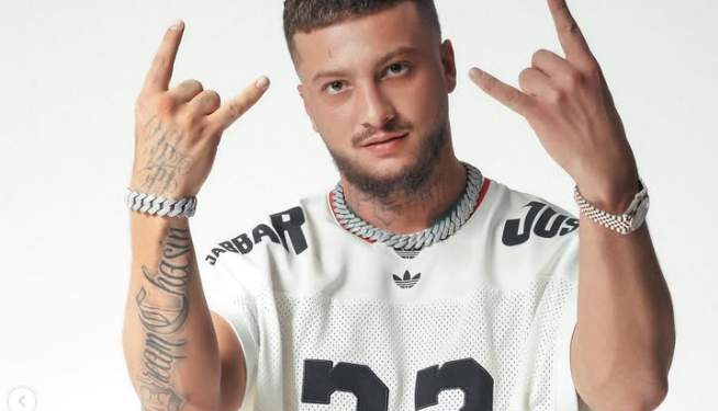 Tensionet në Lindjen e Mesme/ Ndodhet në Dubai, reagon Fero: Jam mirë