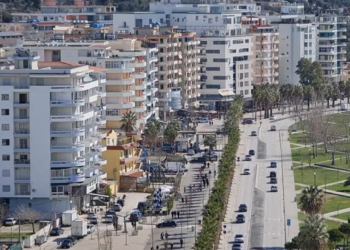 Vlora, e preferuara e turistëve edhe në pranverë