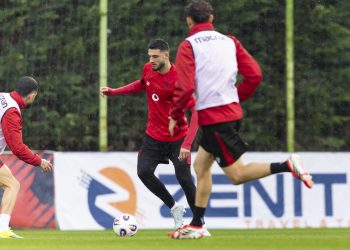 Anis Mehmeti më i shtrenjti, Broja zbret nga “podiumi”! Ja sa vlejnë lojtarët e Shqipërisë të grumbulluar për duelin ndaj Polonisë