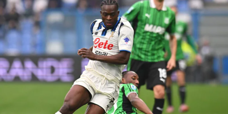 VIDEO/ Atalanta pëson disfatë në “Reggio Emilia”,  e mund Sassuolo me një lojtar më pak