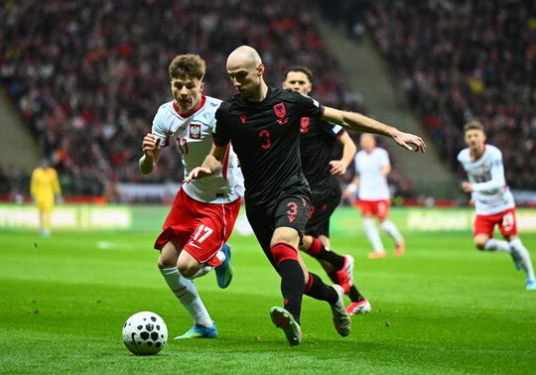 Festë kuq e zi në Varshavë, Shqipëria kryeson 1 me 0 ndaj Polonisë