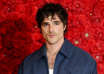 A u deportua Jacob Elordi në Australi për shkak të problemeve me vizat amerikane?