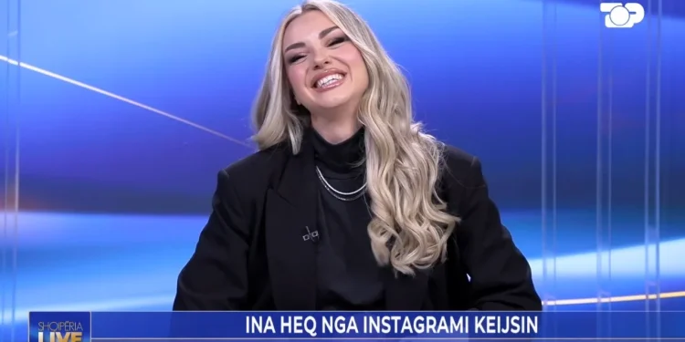 Unfollow me Keijsin/ Flet për herë të parë Ina Aderi