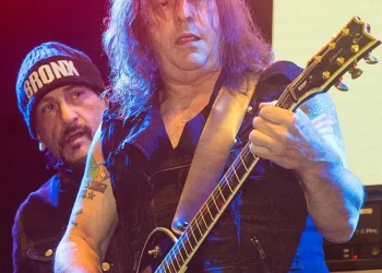 Ndërron jetë Ross Friedman, “Ross the Boss”, ikonë e rock-ut dhe heavy metal-it