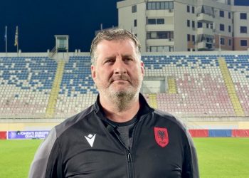 Botërori 2027 për vajza /Trajneri Grima para Çekisë: E njohim mirë kundërshtarin, por kam besim tek ekipi im