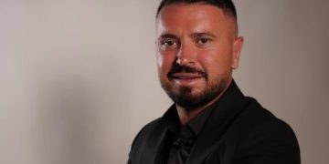 Pas Big Brother VIP Kosova, Labinot Rexha paralajmëron hyrjen në Ferma VIP?