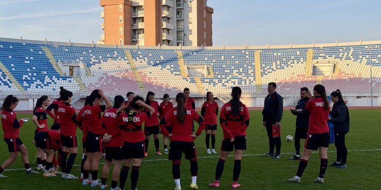 Botërori 2027 për vajza/ Kombëtarja mbyll përgatitjet në “Loro Boriçi” & nesër udhëton drejt Podgoricës për sfidën ndaj Malit të Zi