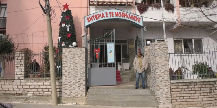 Vdekja e së moshuarës në Gjirokastër, nën hetim drejtoresha e azilit, kujdestarja dhe infermieri që fshehu ngjarjen