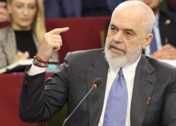 Rama kujton Beqir Ballukun: Belindën duan ta shohin në burg pa gjyq, njësoj si ata që dje e deshën të pushkatuar gjyshin e saj