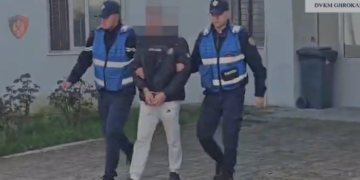 Trafiku i klandestinëve në Gjirokastër, arrestohet i riu (VIDEO)