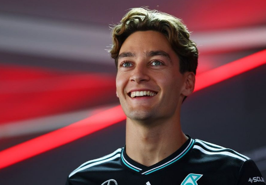 Piloti i Mercedesit i kënaqur: Podiumi, perfekt për ekipin