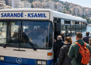 Shtrenjtimi i naftës/ Rritet në 200 lekë çmimi i biletës së linjës Sarandë-Ksamil