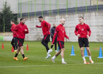 Misioni Botëror/ Pragsfida me Poloninë, Kombëtarja zhvillon stërvitjen e parë në “Shtëpinë e Futbollit”, 3 mungesa