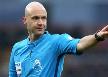 Sfida ndaj Polonisë, në Varshavë vendos drejtësi gjyqtari i njohur anglez