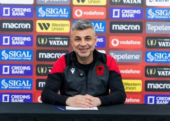 Miqësorja kundër Uzbekistanit, trajneri Bushi: Të ndërtojmë një ekip të fortë, konkurrues & solid