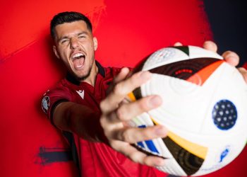 Në garë me kohën, edhe Daku ndez “motorët”, rikthehet në stërvitje