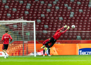 E pazakontë për Kombëtaren shqiptare, Polonia merr vendimin para gjysmëfinales së “play off”