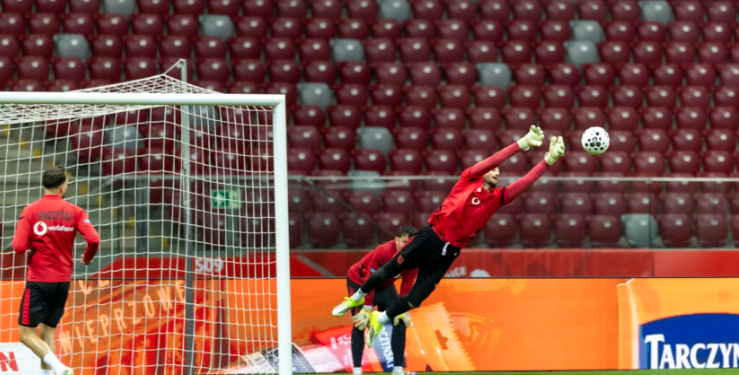 E pazakontë për Kombëtaren shqiptare, Polonia merr vendimin para gjysmëfinales së “play off”